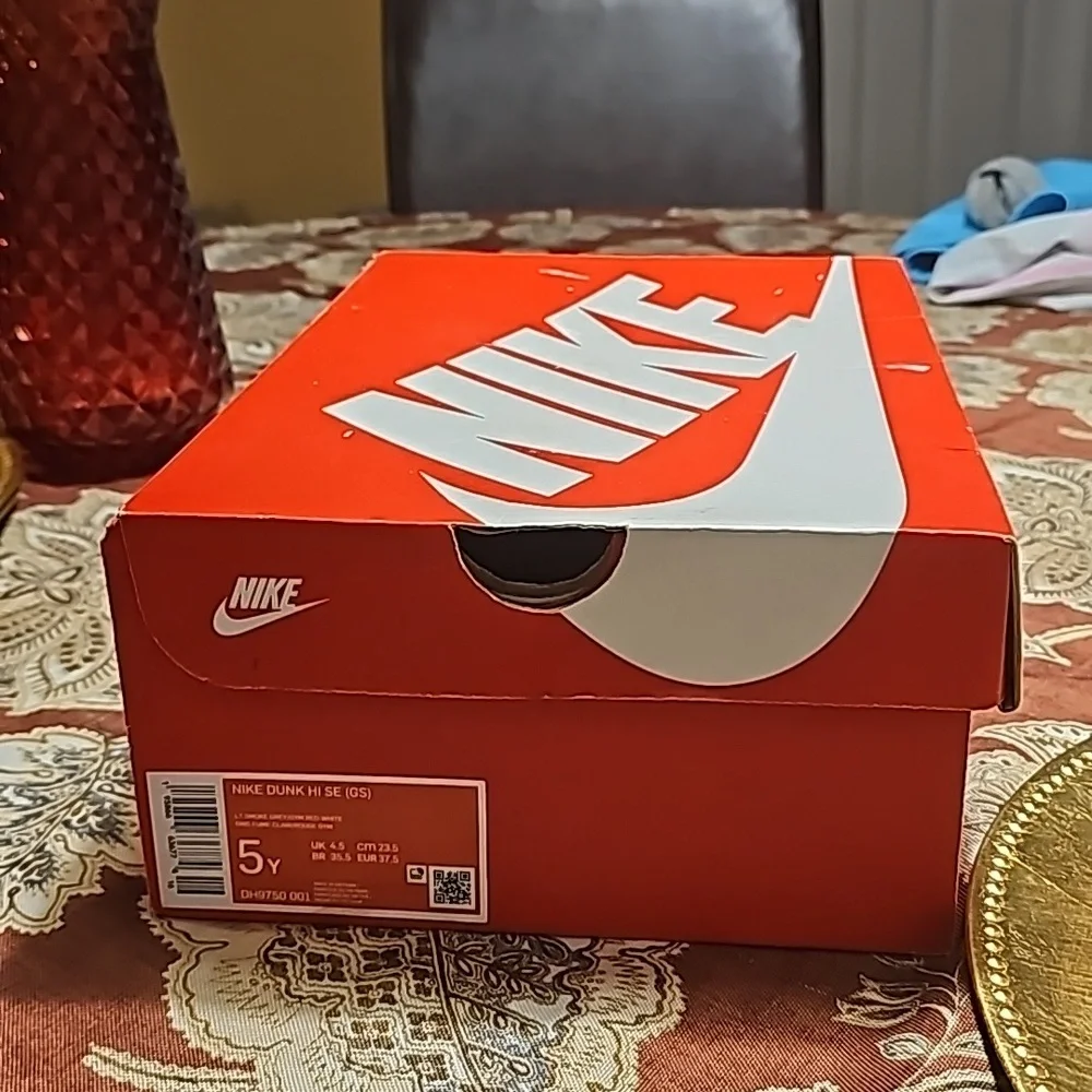 Nike Dunk High SE GS “Athletic Club”- Size: 5Y / 6.5 for Women. - Picture 6 of 6